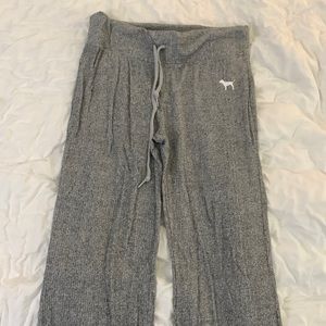 Victoria’s Secret Pink yoga pants
